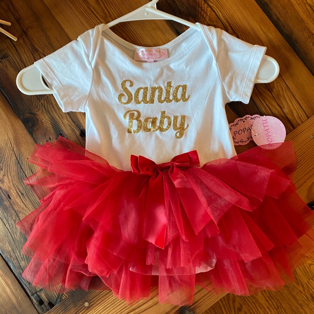 Popatu Santa Baby outfit